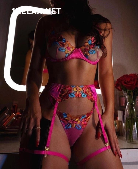 Девушка массажистка Кристина, салон ЧМ Кристина фото №2