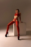 Девушка массажистка Амели, салон ЧМ Амели фото №2